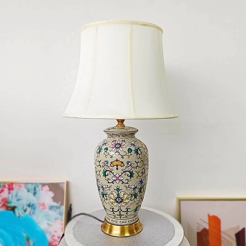 Hand painted relief ceramic table lamp - 图片 4