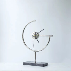 Metal high quality table top clock for office home