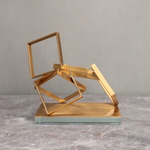 Evelyn Beautifully Crafted Enhancing Modern Home Decor With Artistic Appeal Metal Decorative Objects Sculptures